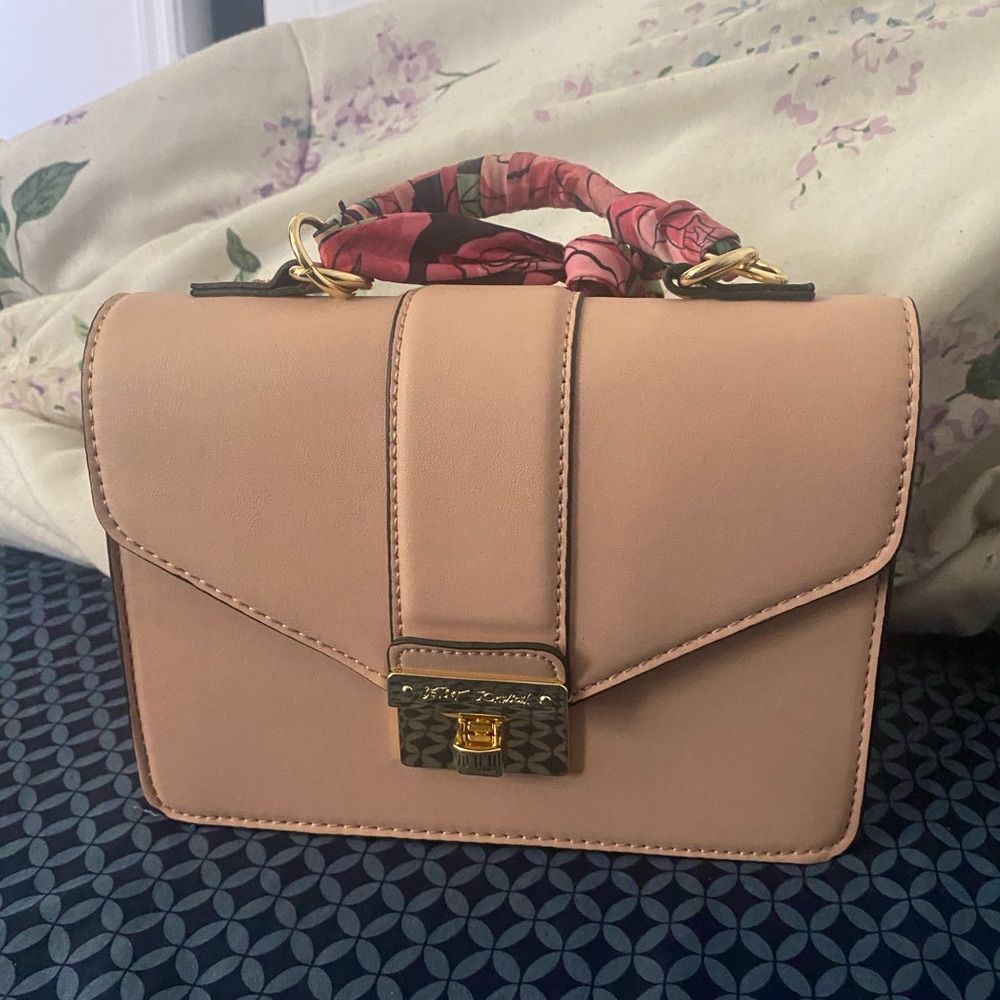 pink Handbag from Windsor